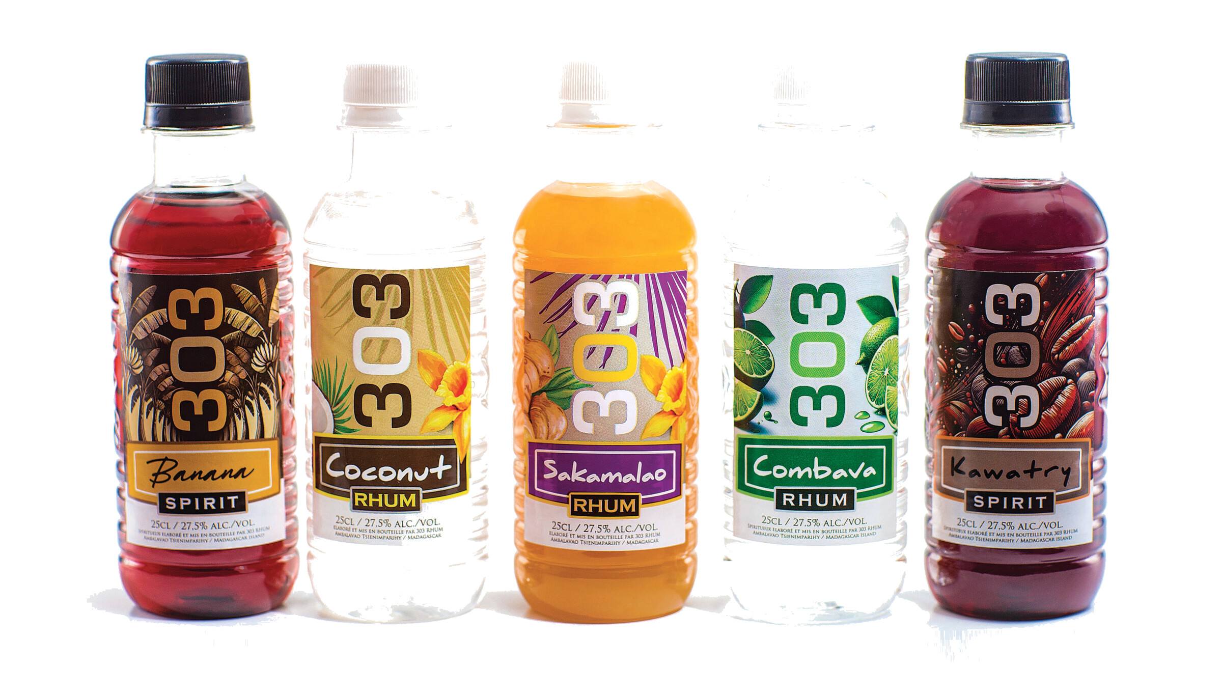 Les cinq petits formats : Banana Spirit, Coconut Rhum, Sakamalao Rhum, Combava Rhum et Kawatry Spirit